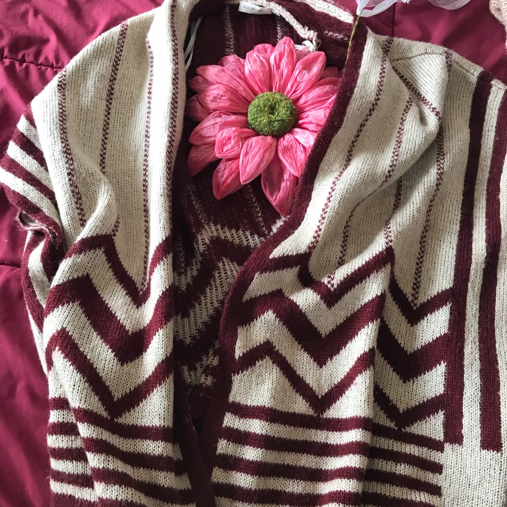 Long, sleeveless cardigan
